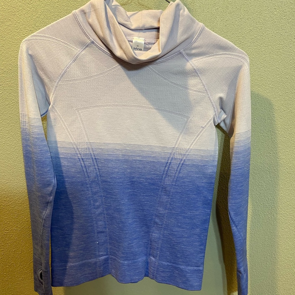 Girls Lululemon top